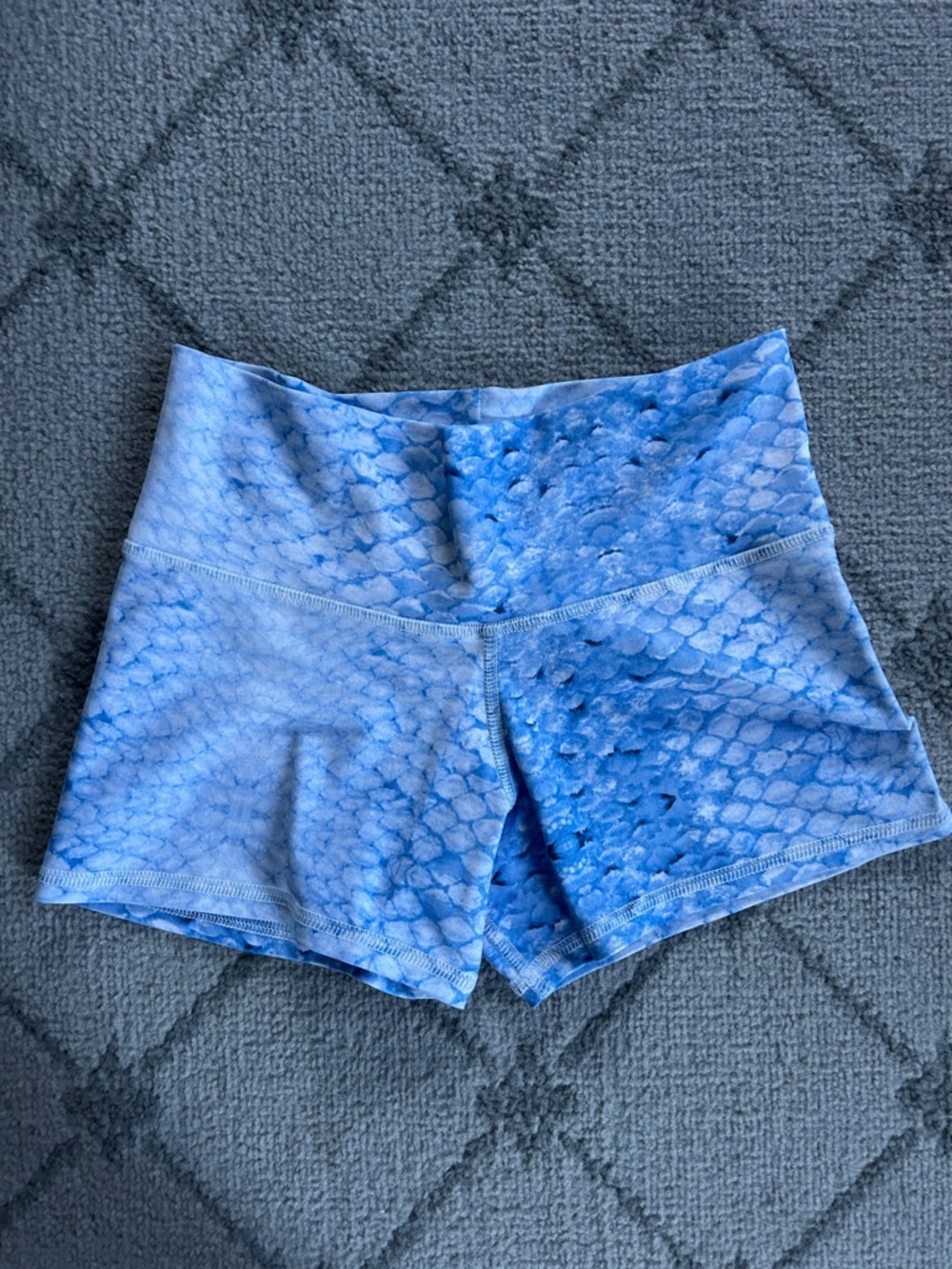 Reek Skipper Woman’s Classic Yoga Shorts in Mermaid Pattern